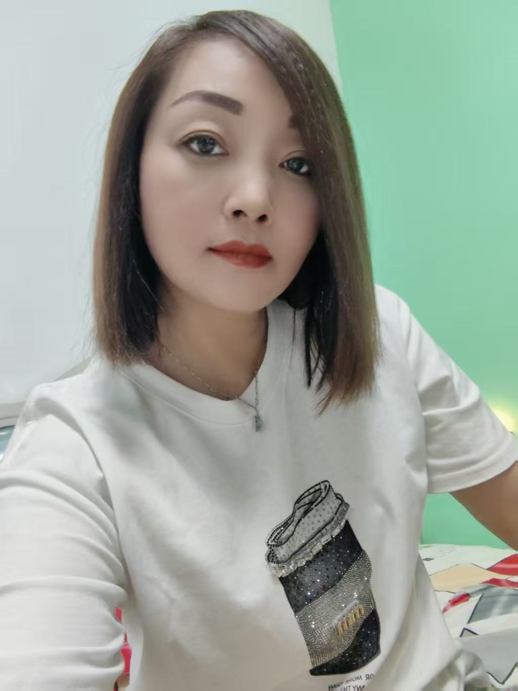 宝山性感熟女-品茶社
