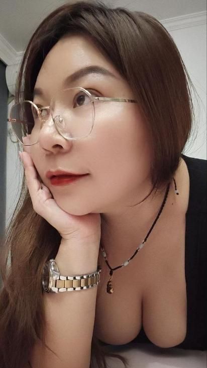 反差骚母狗-品茶社