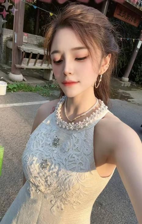 二刷佛山温柔骚姐姐配图3