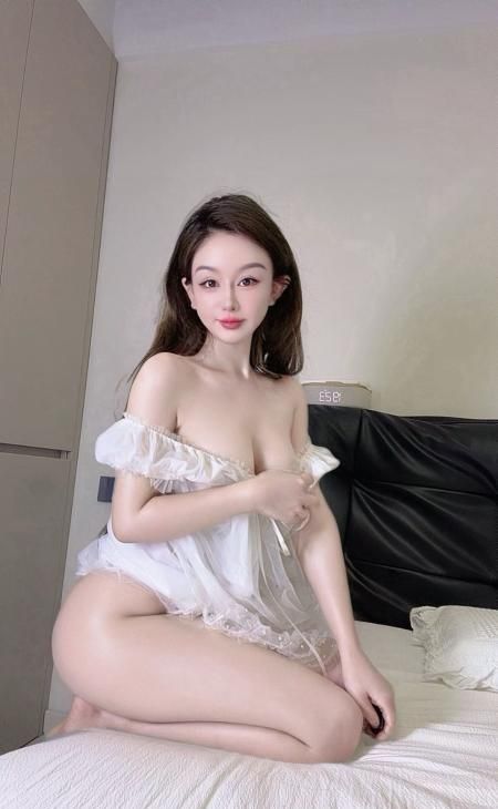 欧美身材软妹子配图3