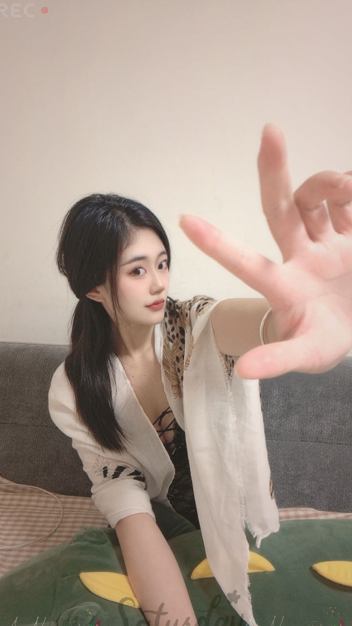南湖颜值少妇配图3
