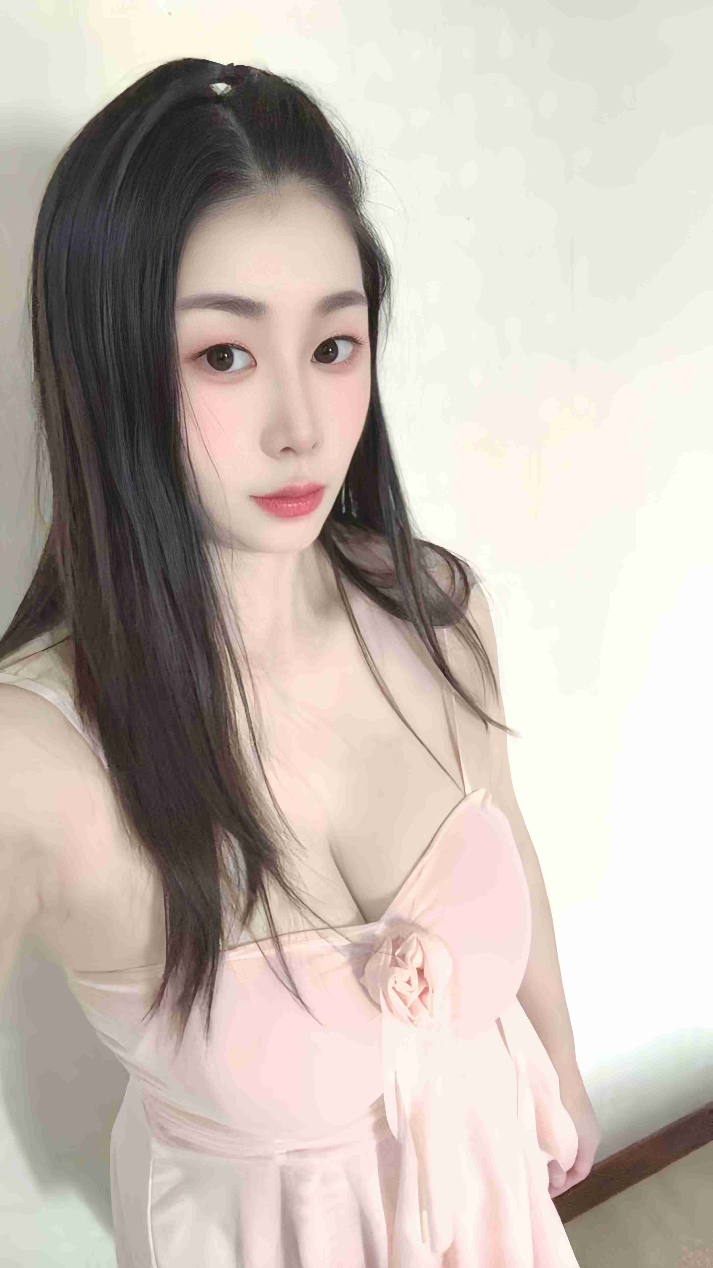 丰满熟女小凡配图2
