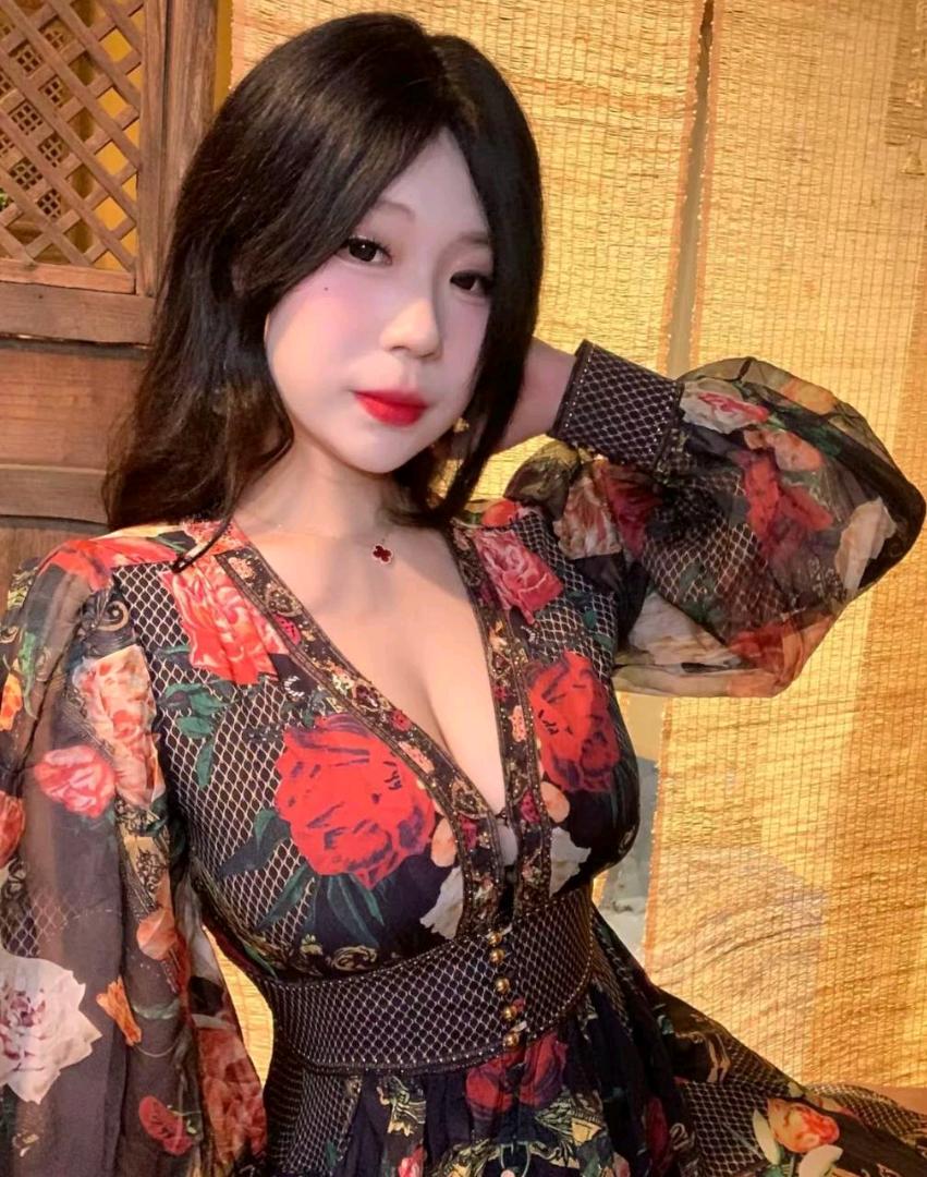 徐汇服务系翘臀大胸姐姐配图3