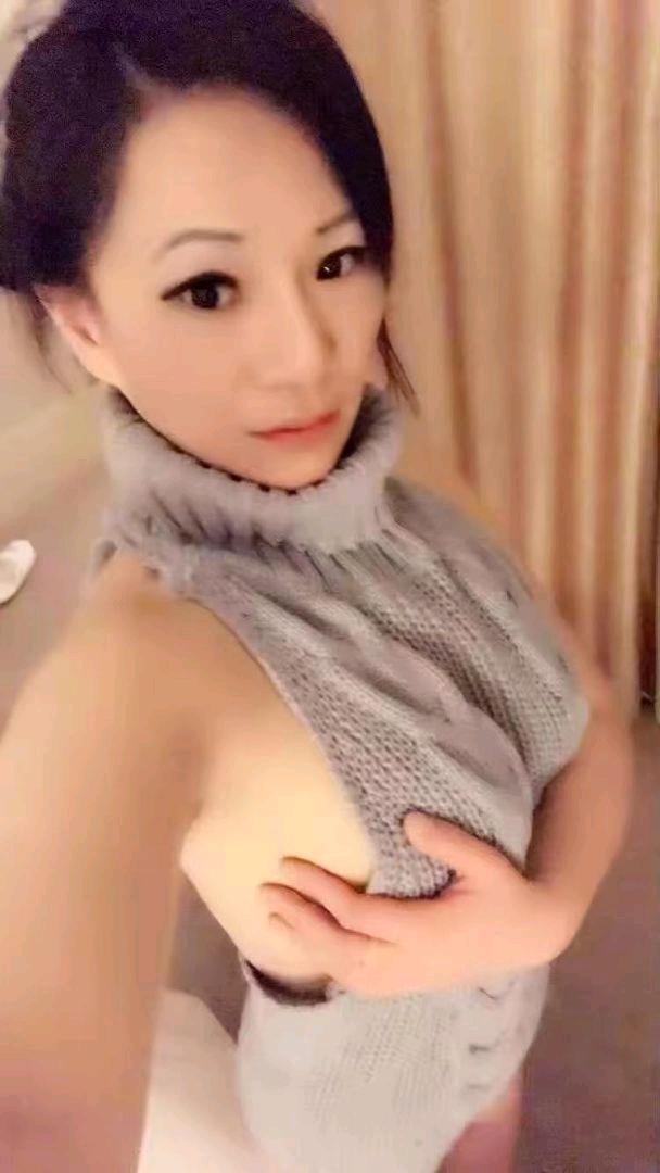 遥观小少妇配图1