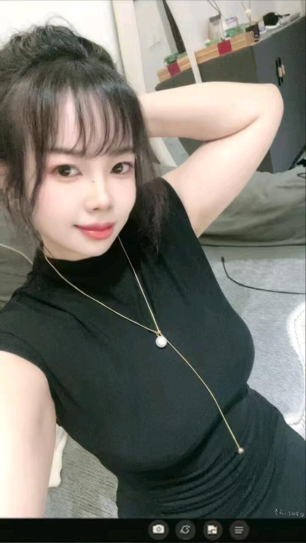 贵阳重庆两边跑的大胸依依配图1