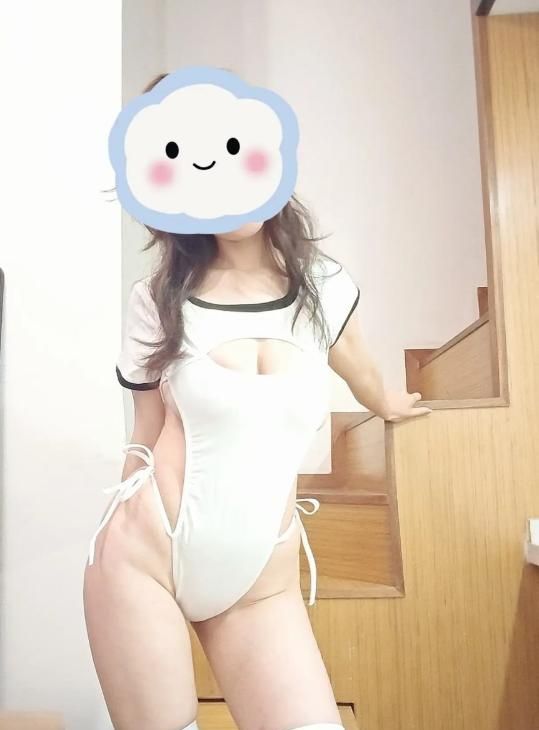 爆干丝袜豹纹周丽配图2