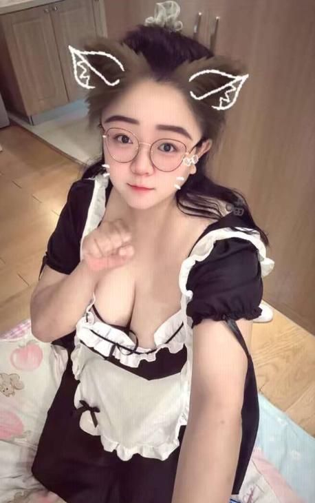 性感F胸个人良家兼职配图3