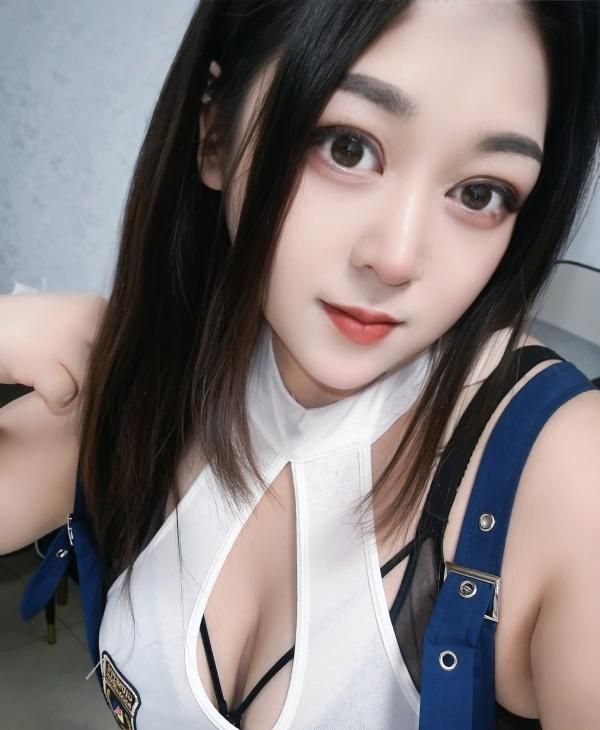 萧山肉臀大奶老板娘配图2