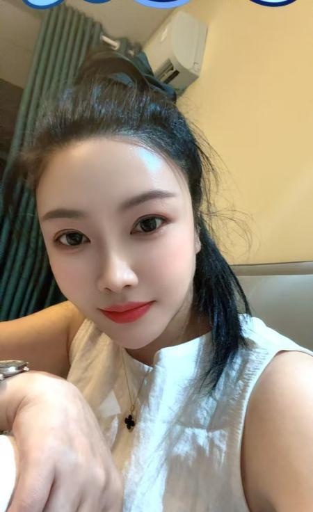 黑丝邻家小姐姐-买色网