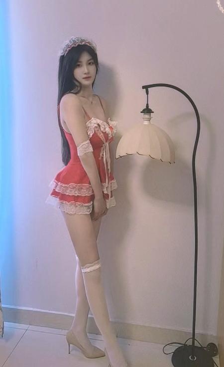 高潮红色女仆-品茶社