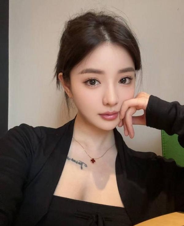 黑丝情趣美女御姐-品茶社