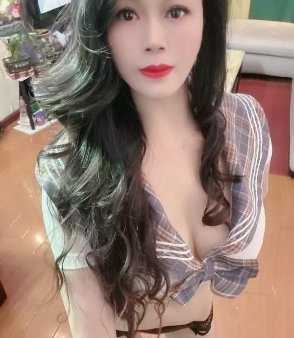 好色人妻珊珊-品茶社