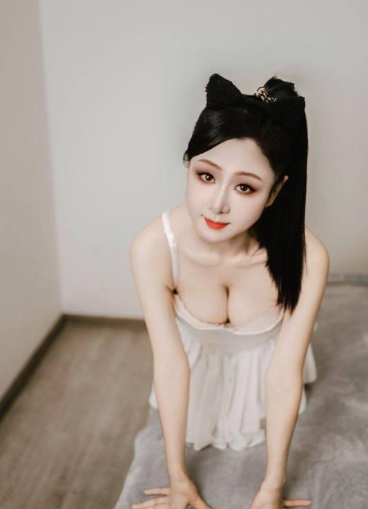 后入肥臀少妇梅梅-买色网