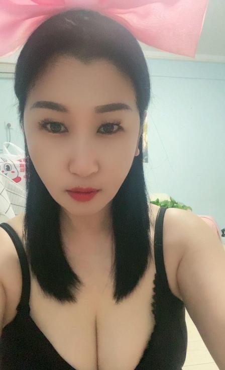 包夜大胸轻熟女-买色网