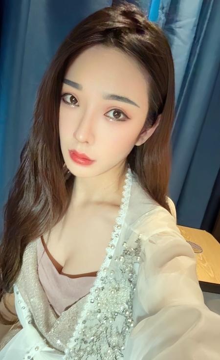 娇小型骚女泡泡-买色网