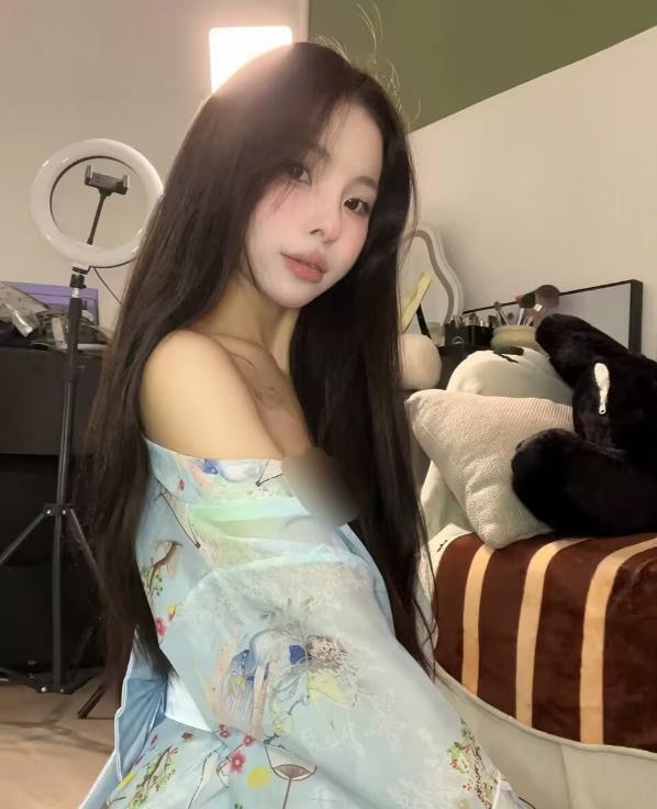 普陀风骚制服屁桃-品茶社