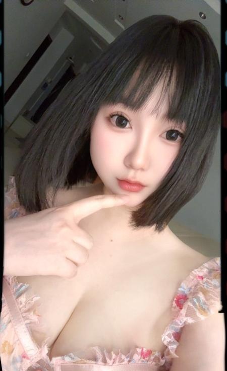 肤白短发大胸妹子-品茶社