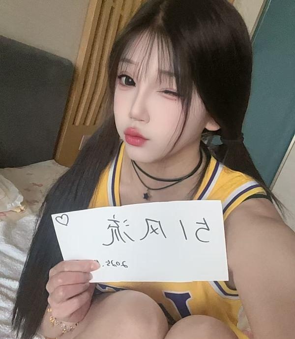 在汉口的小可爱沐沐-买色网