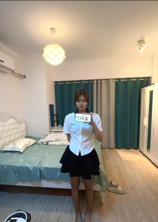 超清纯高颜值嫩妹-买色网