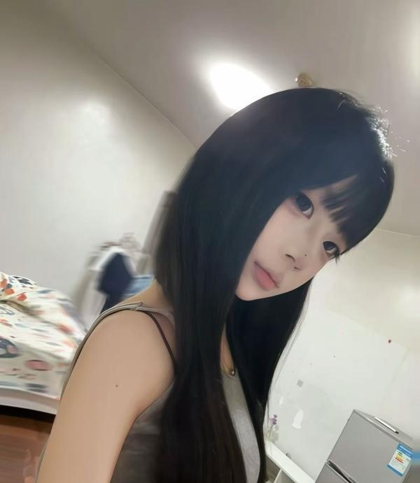小巧玲珑型三点粉嫩妹-品茶社