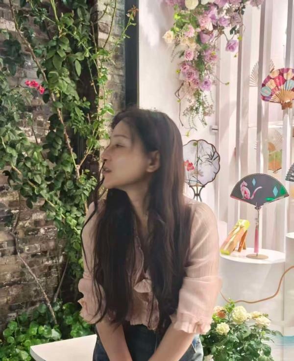南京榨汁小少妇-买色网