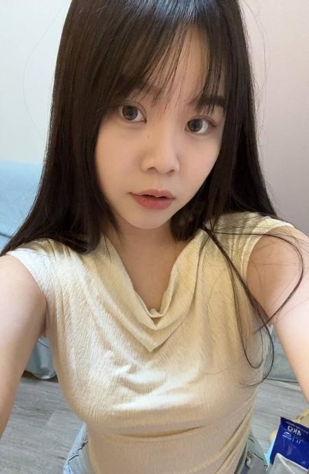 二七微胖年轻妹妹-品茶社