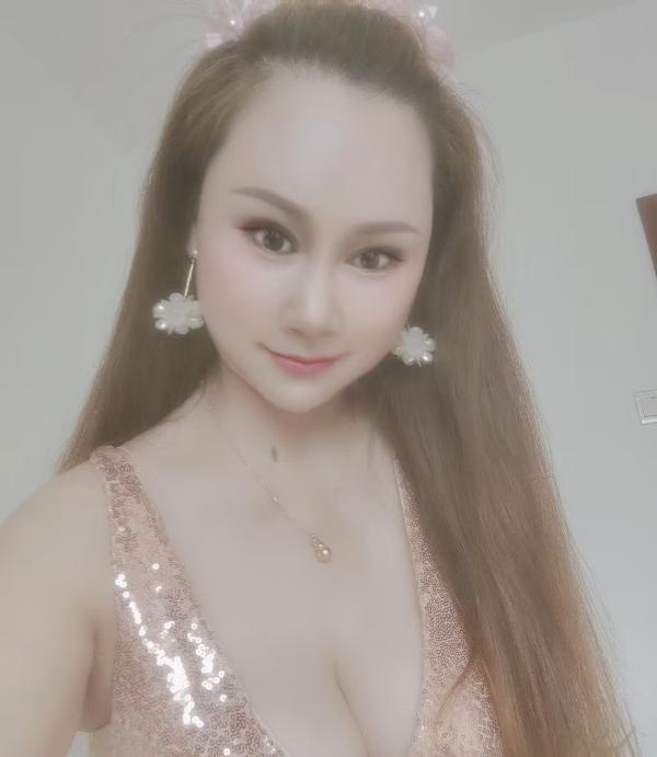 骚气E奶小姐姐-买色网