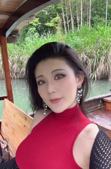 大肥臀美女老师-买色网