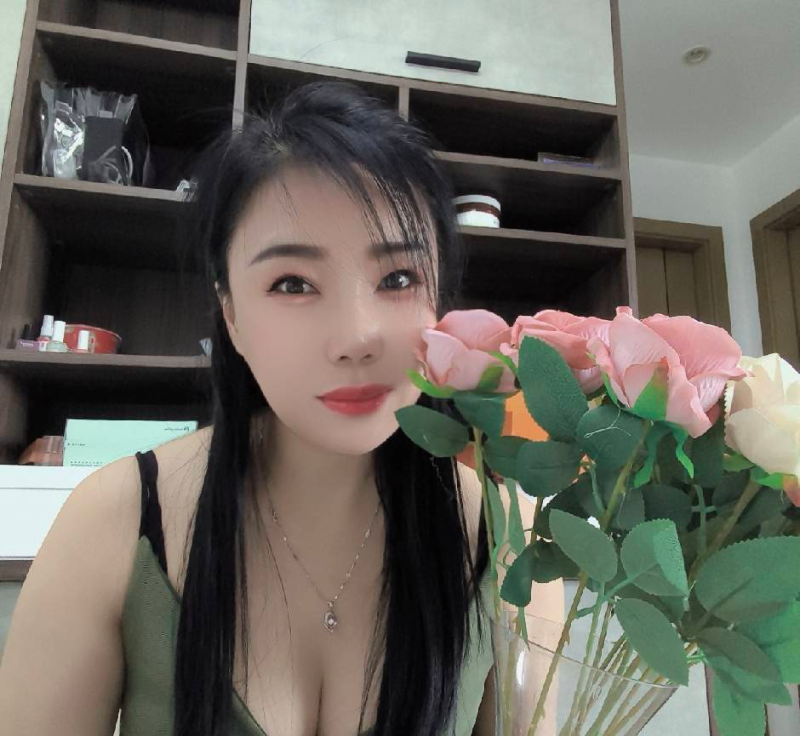 武汉小米儿-买色网