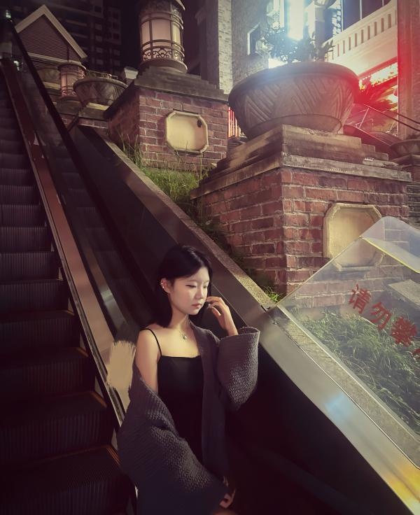 成都嫩妹-买色网