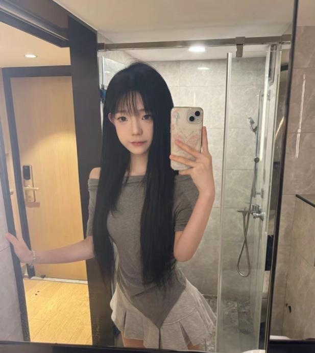 零零后三点粉嫩小妹妹-买色网