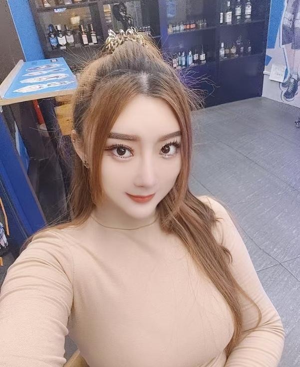 回归的宝藏女孩青宝-买色网