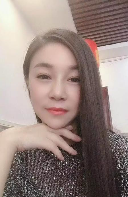 天河韵味熟女小莉-买色网