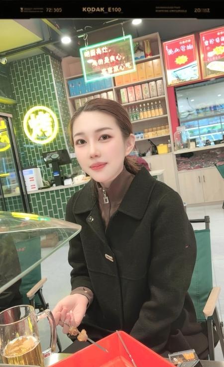 蜀山舌吻骚女丽娜-买色网