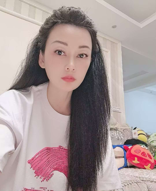 南稍门大胸霞姐姐-买色网