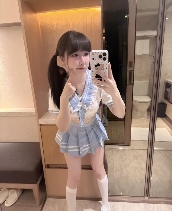 回归双马尾小萝莉-买色网