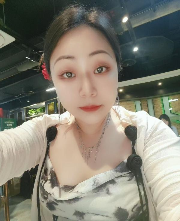 海珠淫荡小优-买色网