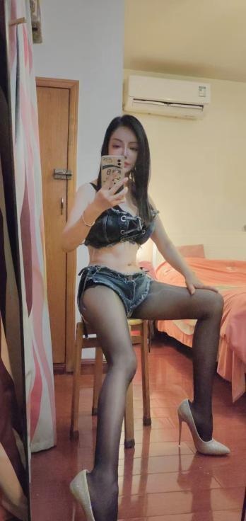 性感勾魂的少妇-买色网