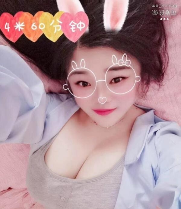光谷青年城小姐姐-买色网