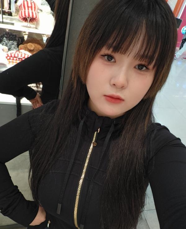 丰满的女孩-买色网