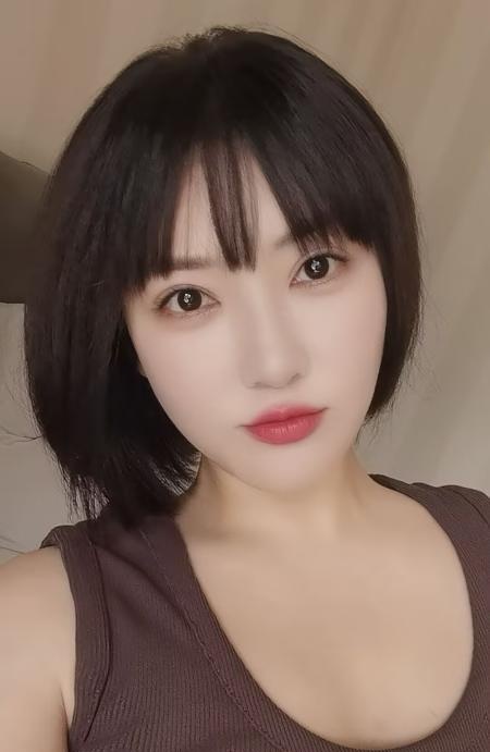 短发大胸服务好-品茶社