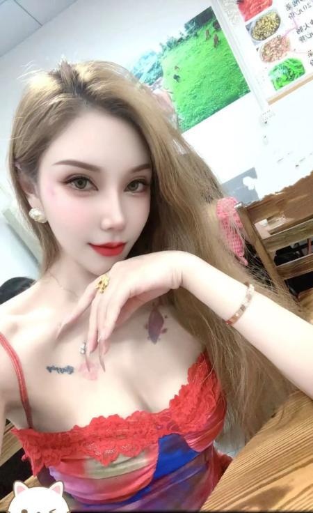 颜值身材很棒的小姐姐-买色网