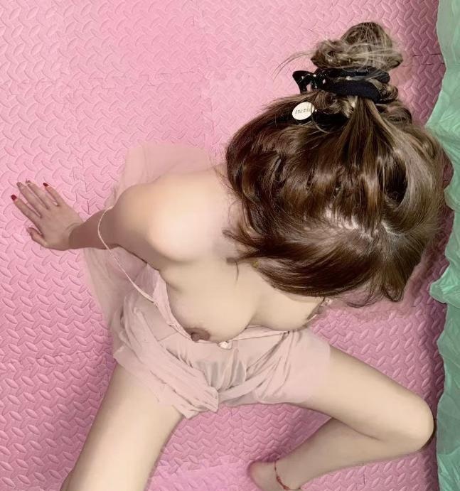 西青大奶小妹-买色网