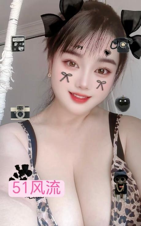 体验童颜巨乳小奶牛-买色网