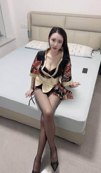 宜宾黑丝美腿骚女柠柠-买色网