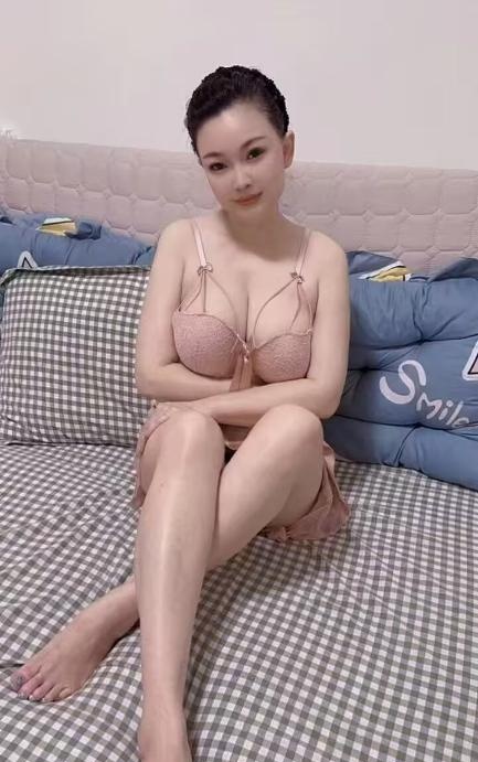 大奶少妇百合-买色网