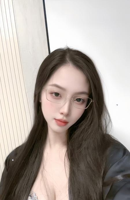 170反差明媚儿-买色网