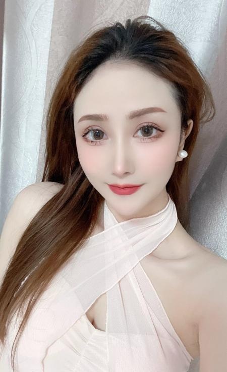 大胸古典美女-品茶社