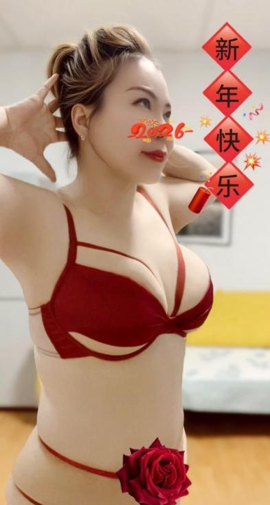 大奶潮喷一米多高-买色网