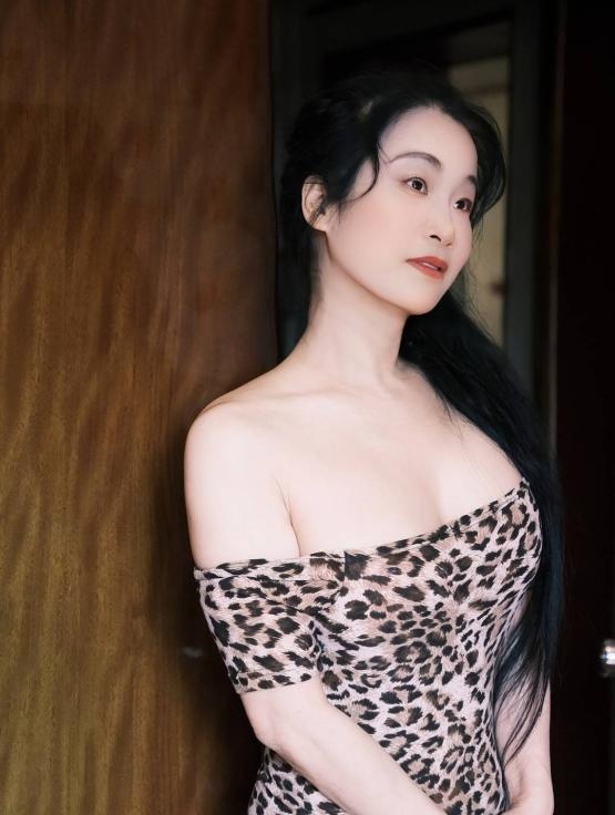 玉林阳光大胸服务控-买色网